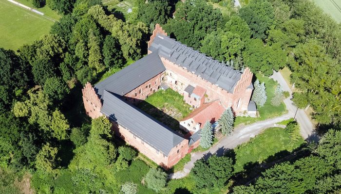 Castillo en venta Barciany, Voivodato de Varmia y Masuria,  Polonia