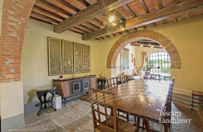 Finca en venta Arezzo, Toscana, RIF 2993 Essbereich mit Blick in WB