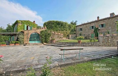 Finca en venta Arezzo, Toscana, RIF 2993 Blick auf Gebäude