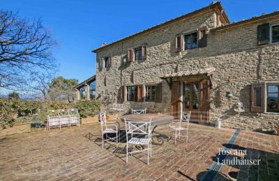 Casa de campo en venta Gaiole in Chianti, Toscana, RIF 3041 Terrasse und Blick auf Haus