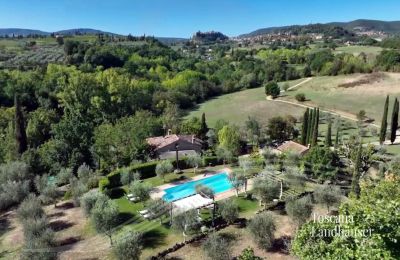 Casa de campo en venta Chianciano Terme, Toscana, RIF 3061 Pool und Haus