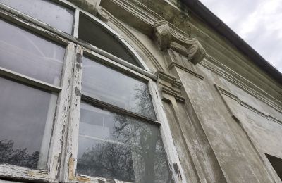 Palacio en venta Pisarzowice, Voivodato de Opole, Ventanas