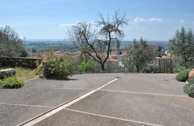 Casa de campo en venta Siena, Toscana, RIF 3071 Innenhof mit Ausblick