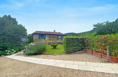 Finca en venta Loro Ciuffenna, Toscana, RIF 3098 Blick auf Haus