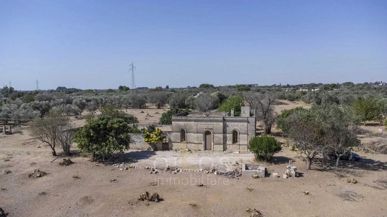 Fotos Finca señorial apuliana cerca de Oria con 4 hectáreas de terreno