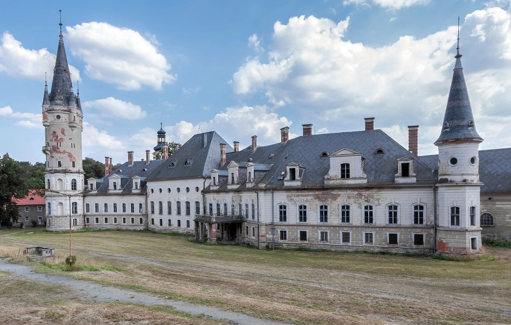 Fotos Castillo famoso en Polonia: Palacio de Bożków en Baja Silesia