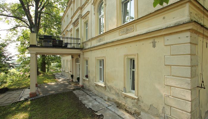 Palacio en venta Boguszów-Gorce, Voivodato de Baja Silesia,  Polonia