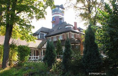 Villa histórica en venta Karlovy Vary, Karlovarský kraj, Vista exterior