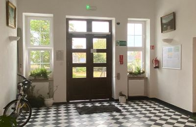 Piso en castillo en venta Lubiechowo, Pałac w Lubiechowie, Voivodato de Pomerania Occidental, Hol wejściowy 