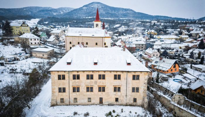 Palacio en venta Žitenice, Ústecký kraj,  Chequia