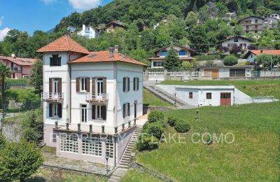 Inmuebles con carácter, Villa Art Nouveau renovada con vistas panorámicas en Dizzasco