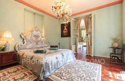 Villa histórica en venta Dizzasco, Lombardía, Dormitorio