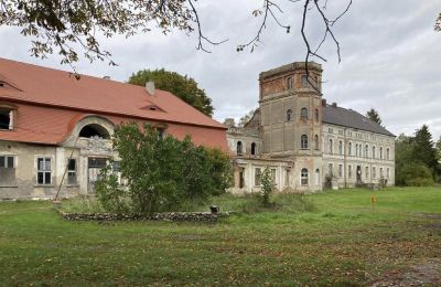 Palacio en venta Cecenowo, Pałac w Cecenowie, Voivodato de Pomerania, Vista frontal