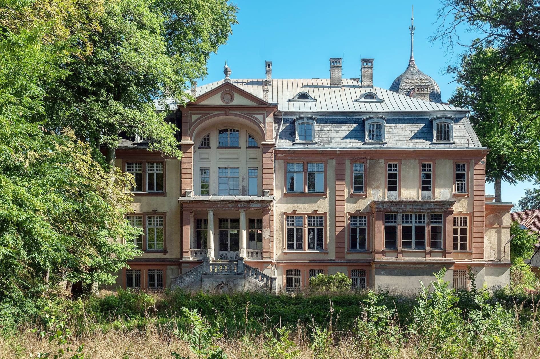 Fotos Castillo en Brzeźnica, frontera Polonia-Alemania