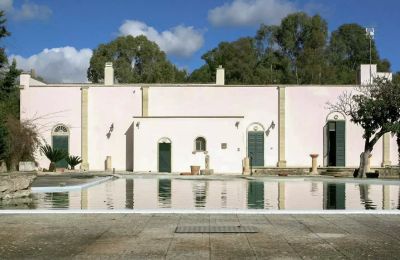 Villa histórica en venta Lecce, Apulia, Vista posterior