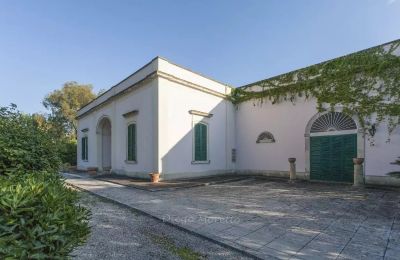 Villa histórica en venta Lecce, Apulia, Vista lateral