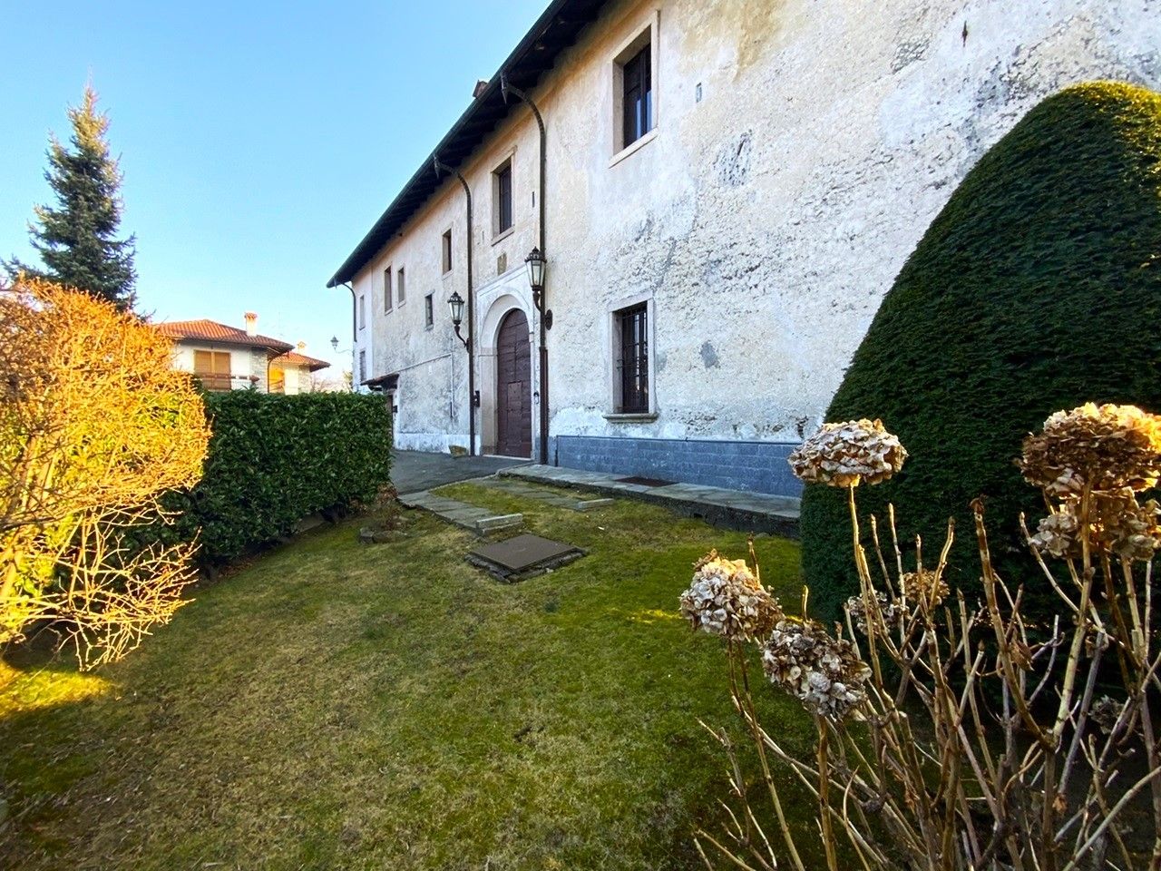 Fotos Parte de la finca "Il Castello di Vezzo" de la familia Visconti