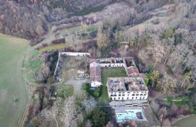 Inmuebles con carácter, Ruinas del monasterio de Foix - Ariège - Monumento histórico del siglo XIV.