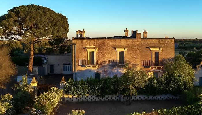 Villa histórica en venta Francavilla Fontana, Apulia,  Italia