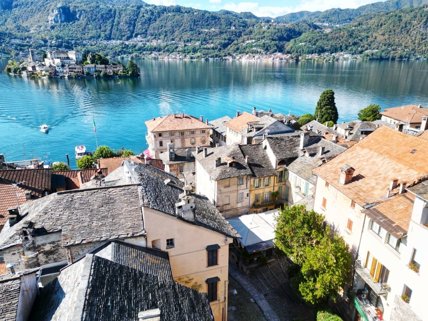 Fotos Palacio en Orta San Giulio, en el lago de Orta