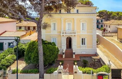 Villa histórica en venta Castiglioncello, Toscana, Vista frontal