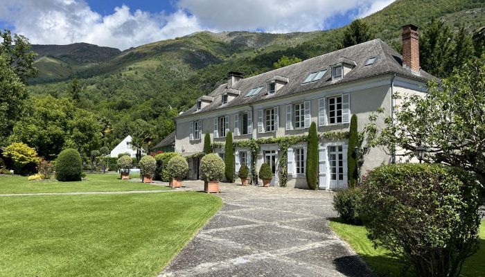 Casa señorial en venta Lourdes, Occitania,  Francia