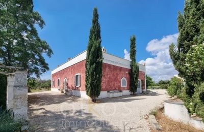 Inmuebles con carácter, Villa apuliense en una ubicación tranquila cerca de Oria