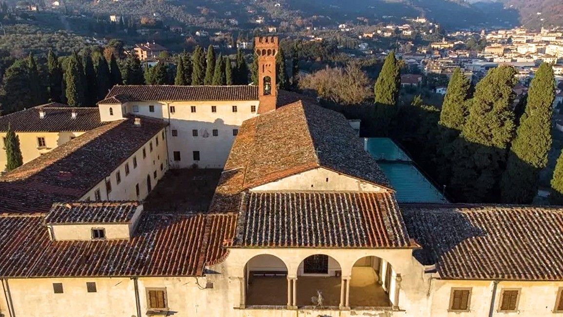 Fotos Exclusivamente para inversores inmobiliarios de España: Monasterio en Pescia