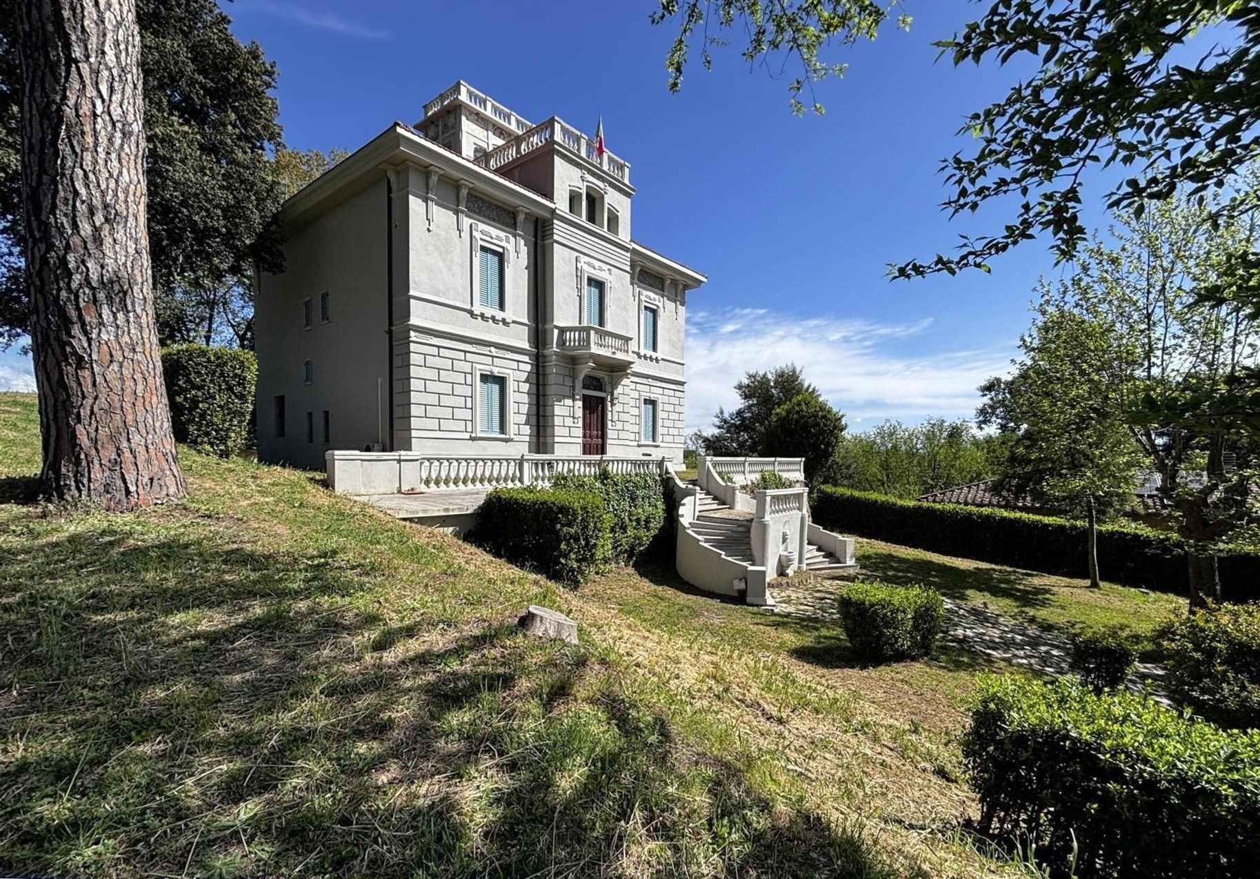 Fotos Villa histórica en Pisa, Italia