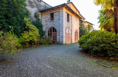 Villa histórica en venta Miasino, Piamonte, Dependencia