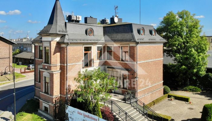 Villa histórica en venta Radomsko, Voivodato de Łódź,  Polonia