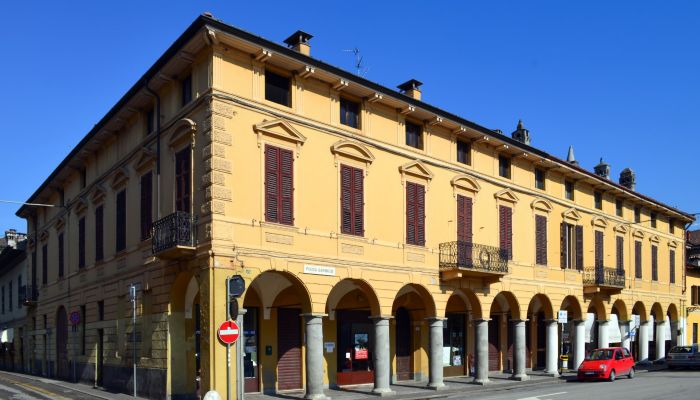 Palacio en venta Soresina, Lombardía,  Italia