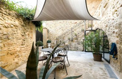 Propiedad histórica en venta Uzès, Occitania, Patio