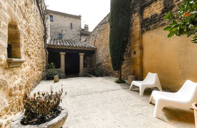 Propiedad histórica en venta Vers-Pont-du-Gard, Occitania, Patio