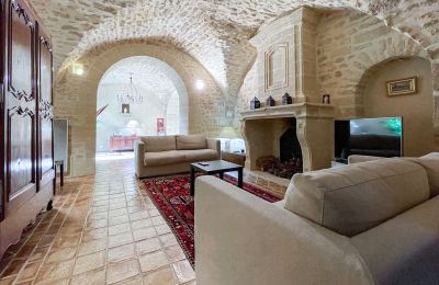 Propiedad histórica en venta Vers-Pont-du-Gard, Occitania, Salón