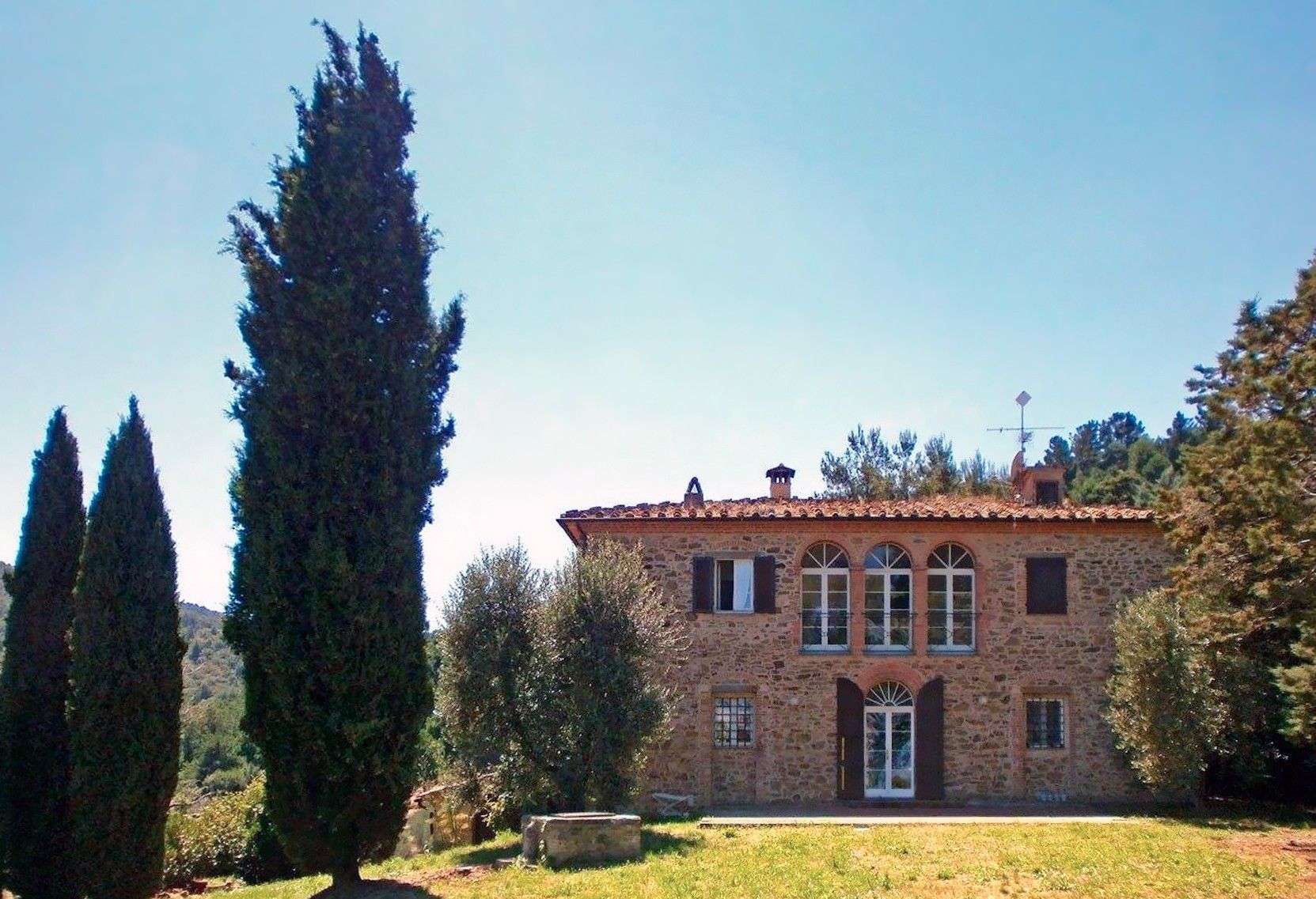 Fotos Casa de campo toscana renovada con olivar