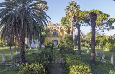 Villa histórica en venta Mesagne, Apulia, Mansión