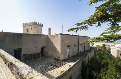 Palacio en venta Parabita, Apulia, Imagen 1/37