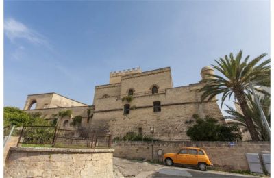 Palacio en venta Parabita, Apulia, Imagen 4/37