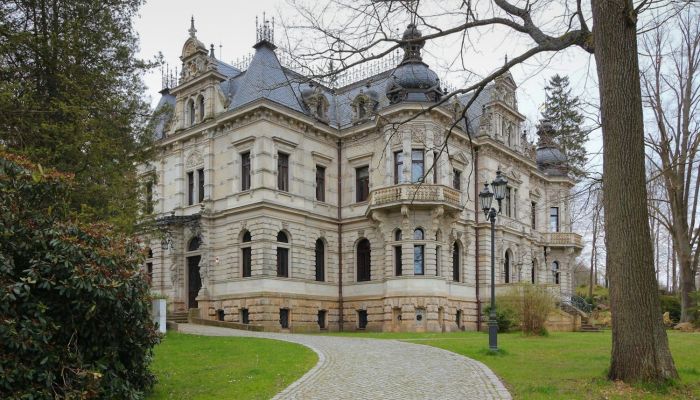 Villa histórica Šluknov 3