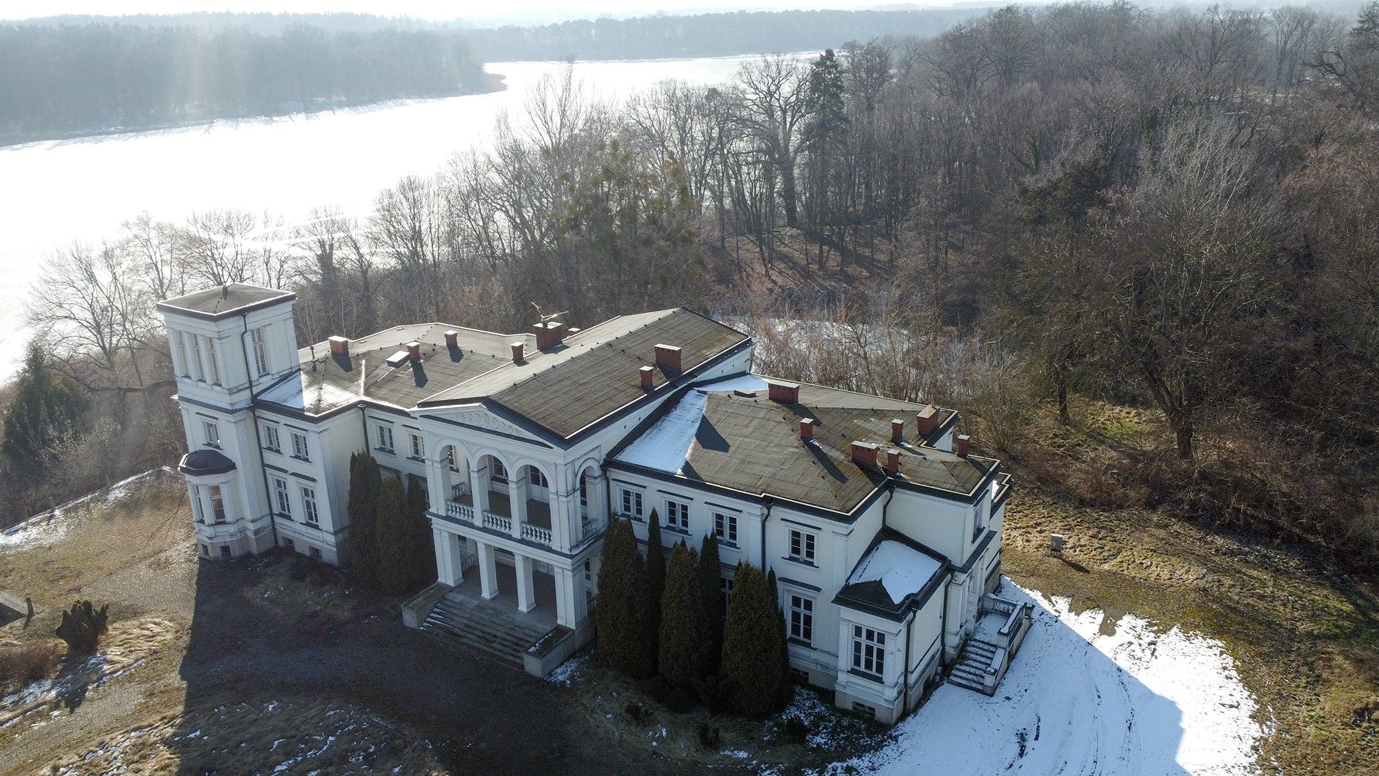 Fotos Casa señorial junto a un lago en el voivodato de Gran Polonia