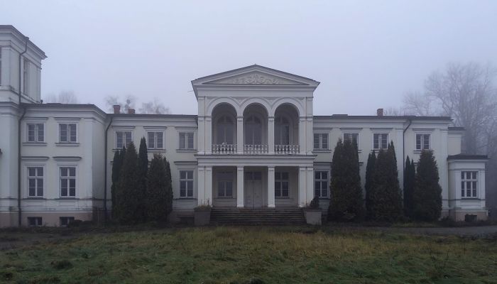 Palacio Lubstów 3
