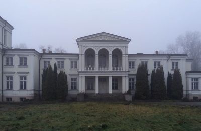 Palacio en venta Lubstów, województwo wielkopolskie, Vista exterior