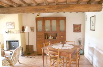 Finca en venta Arezzo, Toscana, RIF2262-lang21#RIF 2262 Essbereich mit Kamin