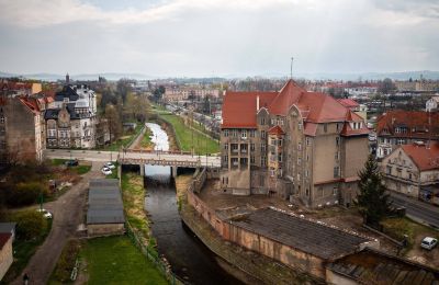 Villa histórica en venta Dzierżoniów, Henryka Sienkiewicza 4, Voivodato de Baja Silesia, Vista posterior