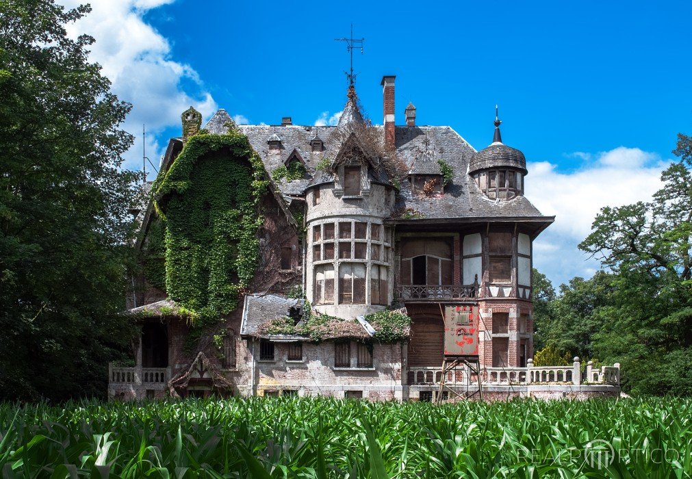 Verschwundenes Landgut in Belgien, Bélgica