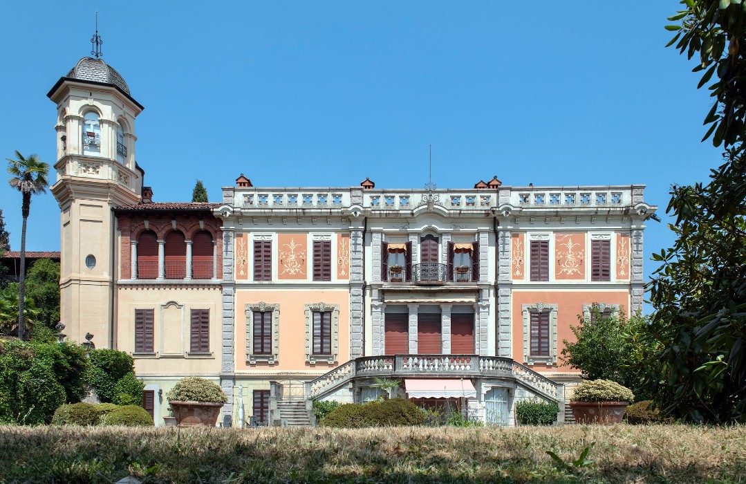 Villa Canelli en Belgirate, Lago Mayor, Belgirate